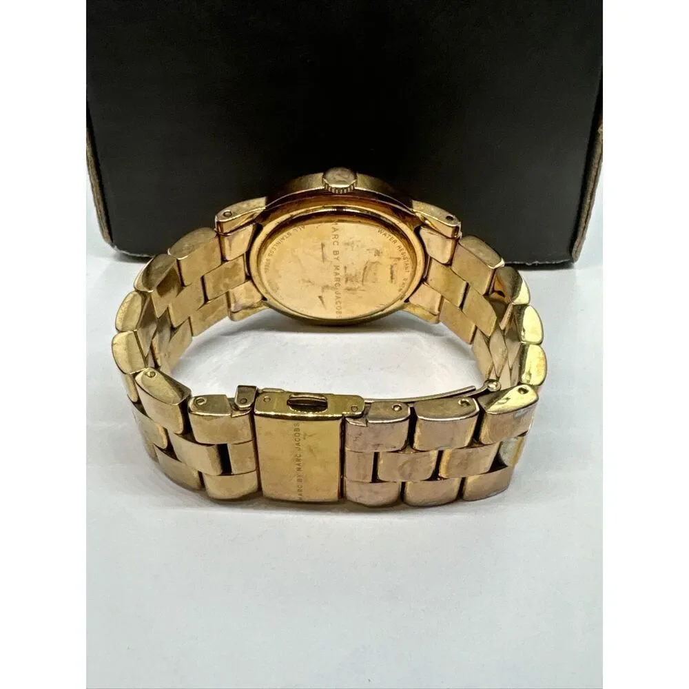 Marc Jacobs MBM3077 Women's Gold Stainless Steel Analog Dial Quartz Watch JNA191